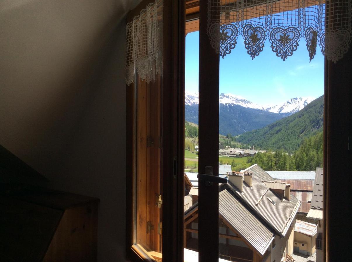 Chambre D'Hote Les Carlines Arvieux Exterior photo